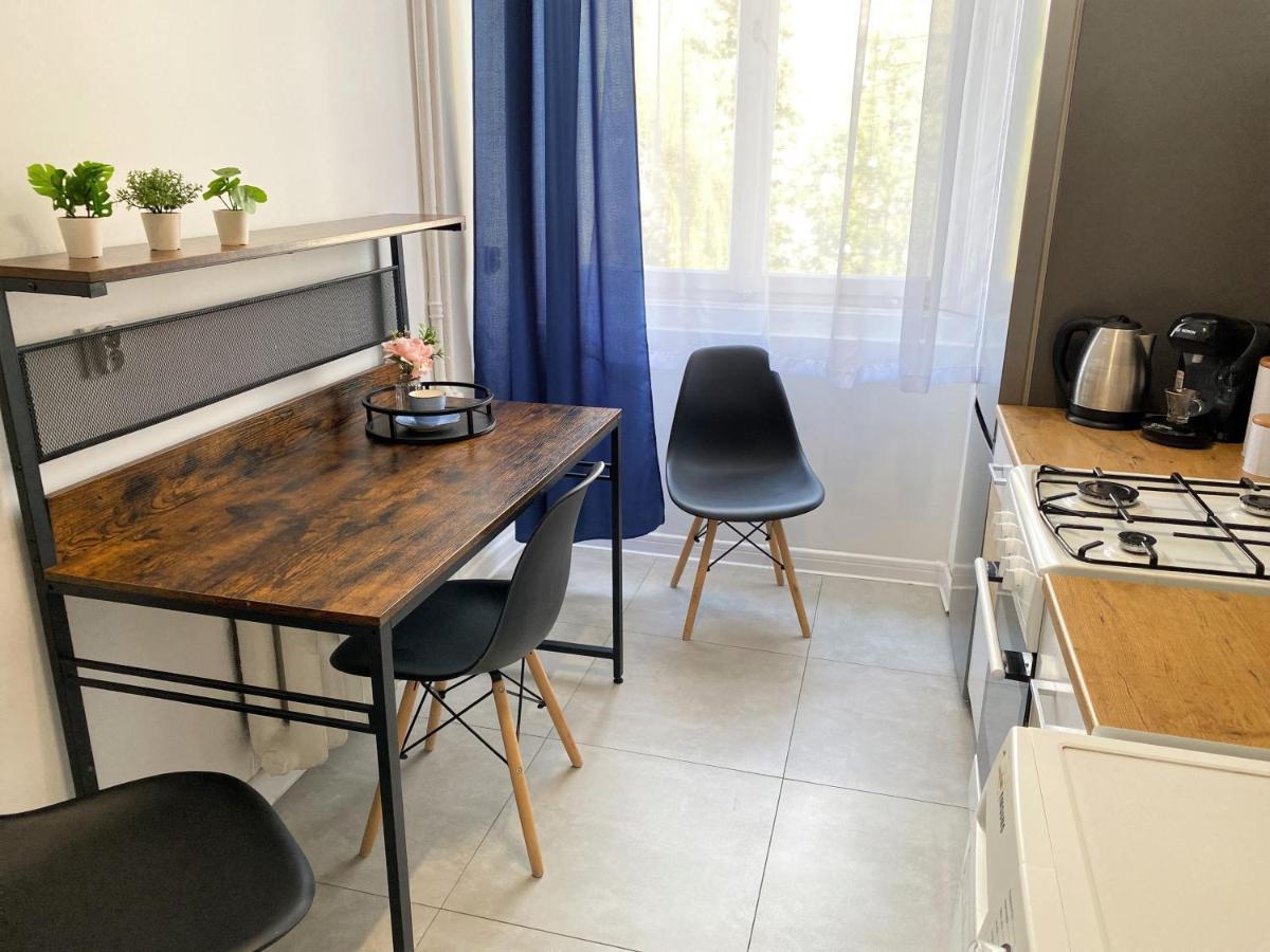 Apartment Midnight Blue Mielec